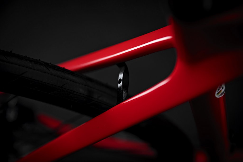 Scultura Endurance 6000 Glossy Race Red / Black 2021 | Merida Benelux